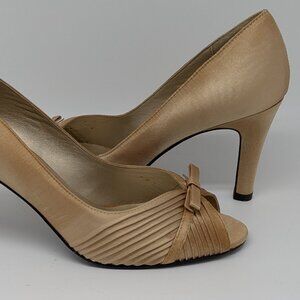 Mootsies Tootsies dress shoes